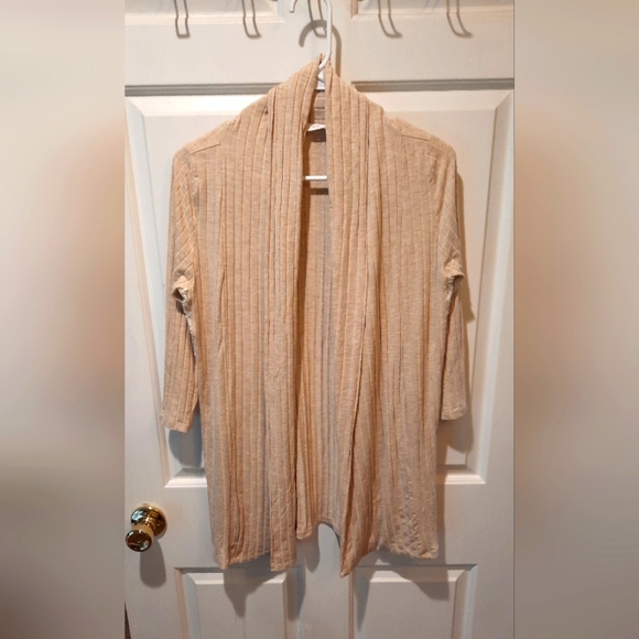 August Mist Tan Open Front Cardigan size Small - Picture 10 of 12